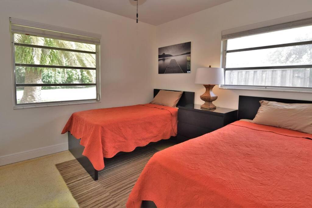 Villa Rowena House 2Bd Den 2Bth Heated Pool Near Siesta Key Sarasota Exterior foto
